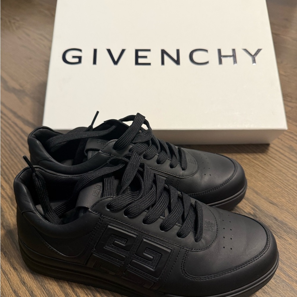 GIVENCHY Women’s Black Sneakers